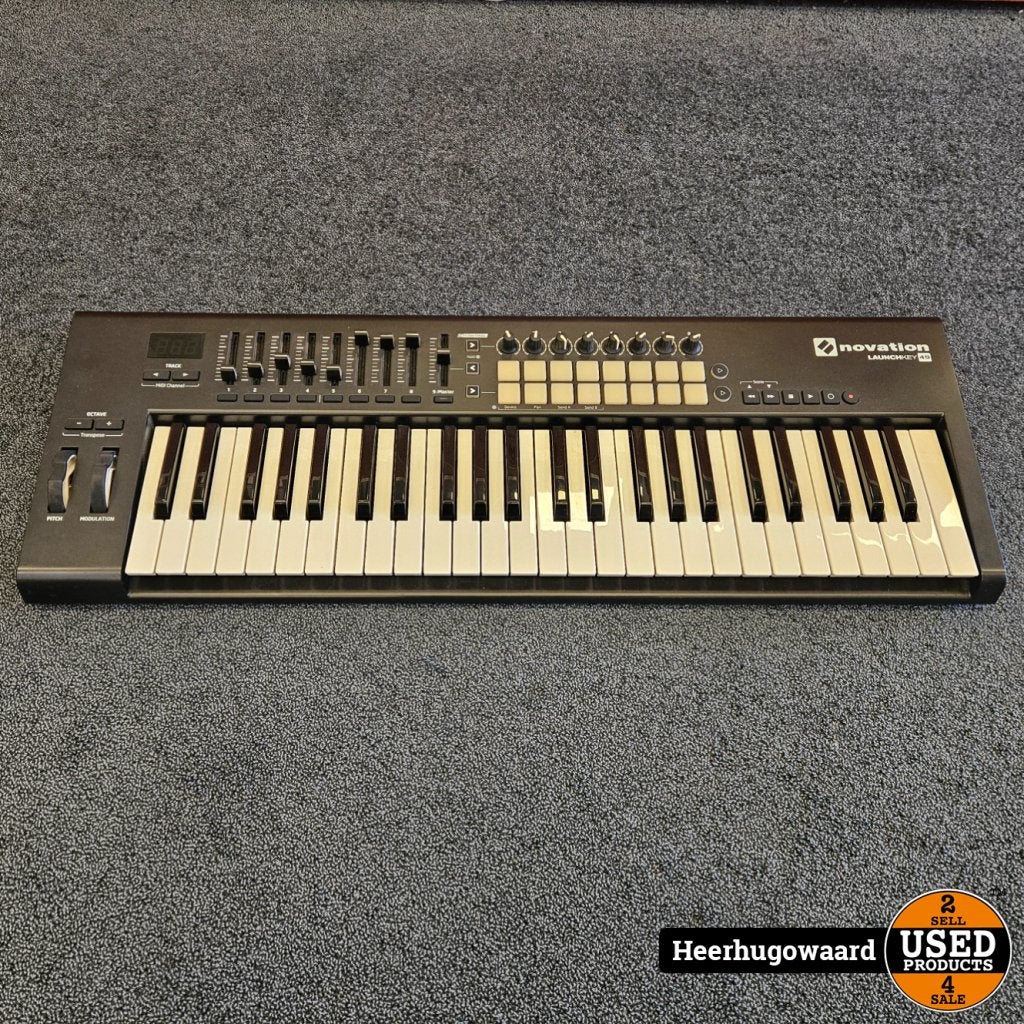 Novation Launchkey 49 MK2 Keyboard in Zeer Nette Staat, Eibenstock, Gebruikt, Support@eibenstock.com, Eibenstock GmbH & Co. KG, 
WiesenstraÃŸe 18, 08309 Eibenstock
Germany