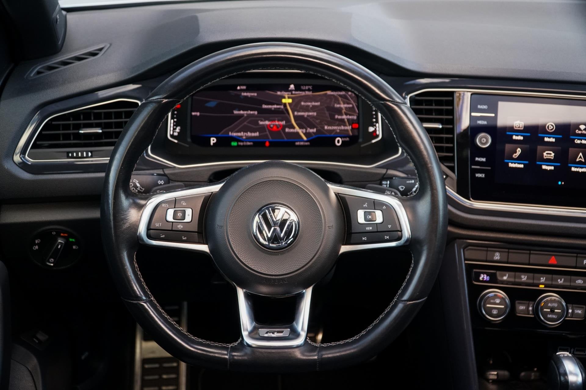 Volkswagen T-Roc 2.0 TSI 4Motion Sport Business R 190PK! PAN, Auto's, Automaat, Gebruikt, Zwart, 1984 cc