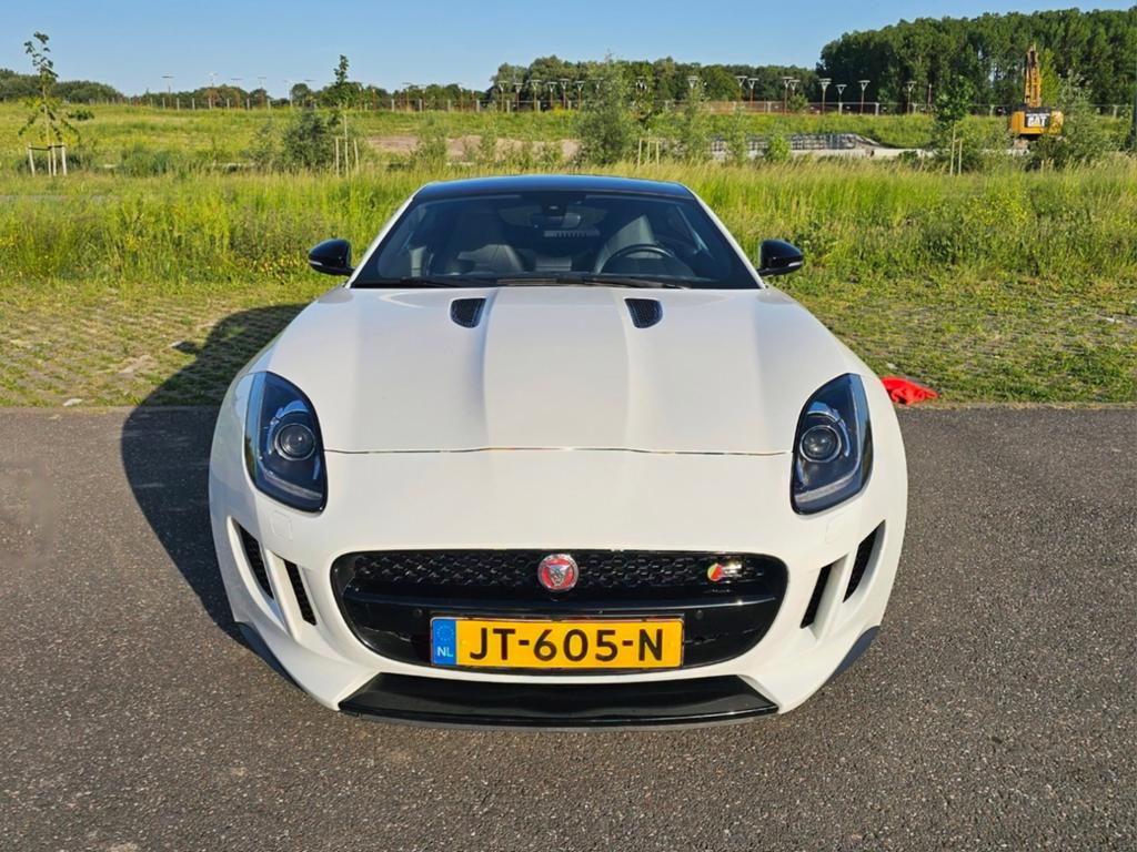 Jaguar F-type 3.0 V6 SC 280KW S Coupe AUT 2015 Wit, Auto's, Jaguar, Automaat, Elektronische parkeerrem, Achterwielaandrijving