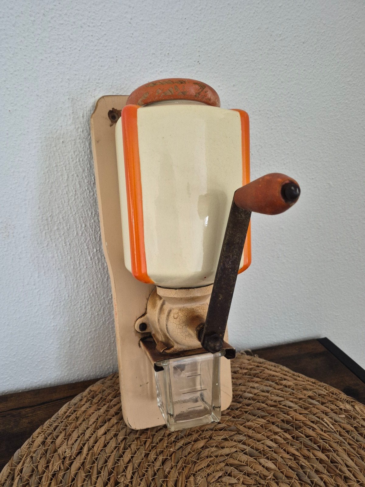 Vintage wand koffiemolen, Antiek en Kunst, Antiek | Keukenbenodigdheden, Ophalen of Verzenden