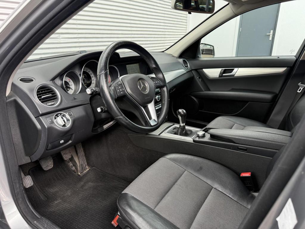 Mercedes C-klasse Estate 220 CDI Elegance|nl auto|navi|cruis, Auto's, 21 km/l, Euro 5, Achterwielaandrijving, Zwart