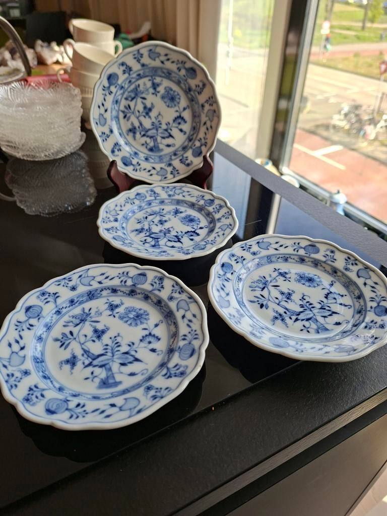 4 Meissen porseleinen borden met uienpatroon, Antiek en Kunst, Ophalen of Verzenden