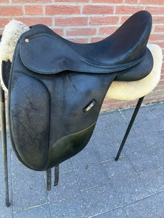 Wintec dressuurzadel 17 inch, Dieren en Toebehoren, Gebruikt, Dressuur, ., M (17 inch)
