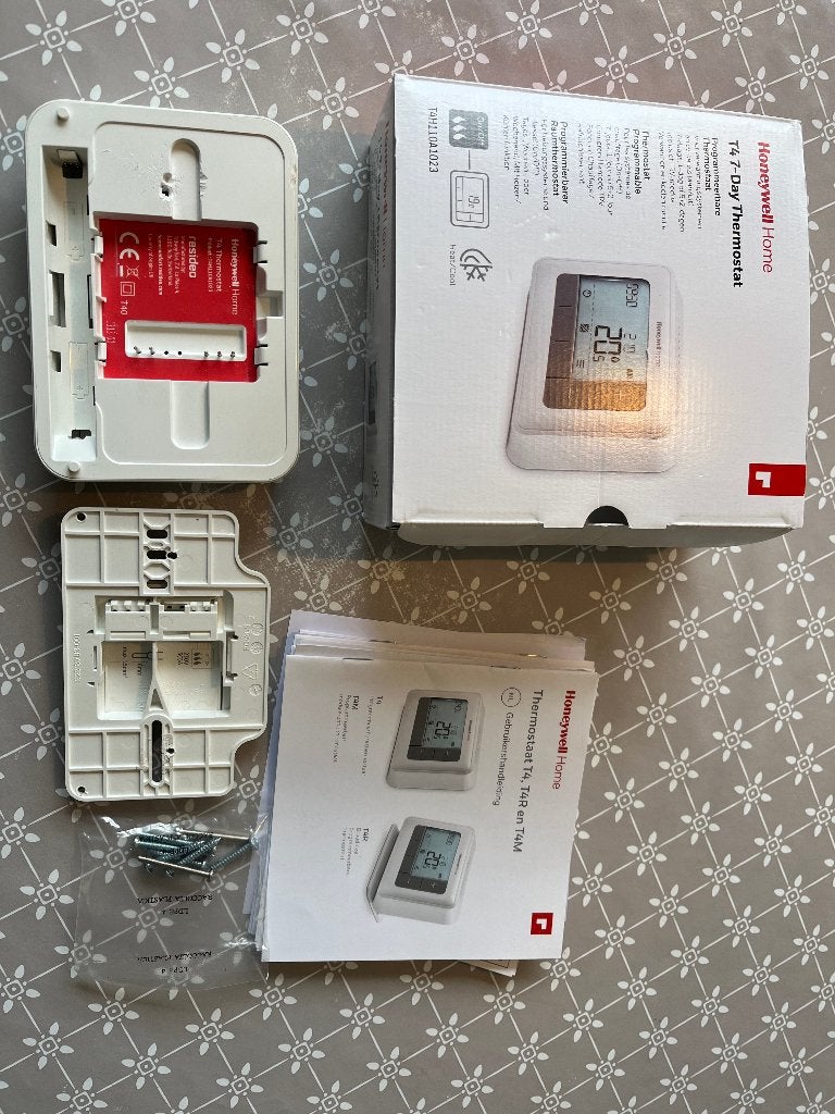 Honeywell Home T4 7-day thermostaat, Ophalen of Verzenden, Zo goed als nieuw