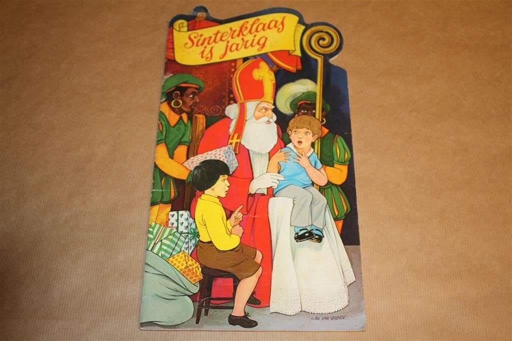 Groot prentenboek - Sinterklaas is jarig - Ca 1970 !!, Ophalen of Verzenden, Gelezen