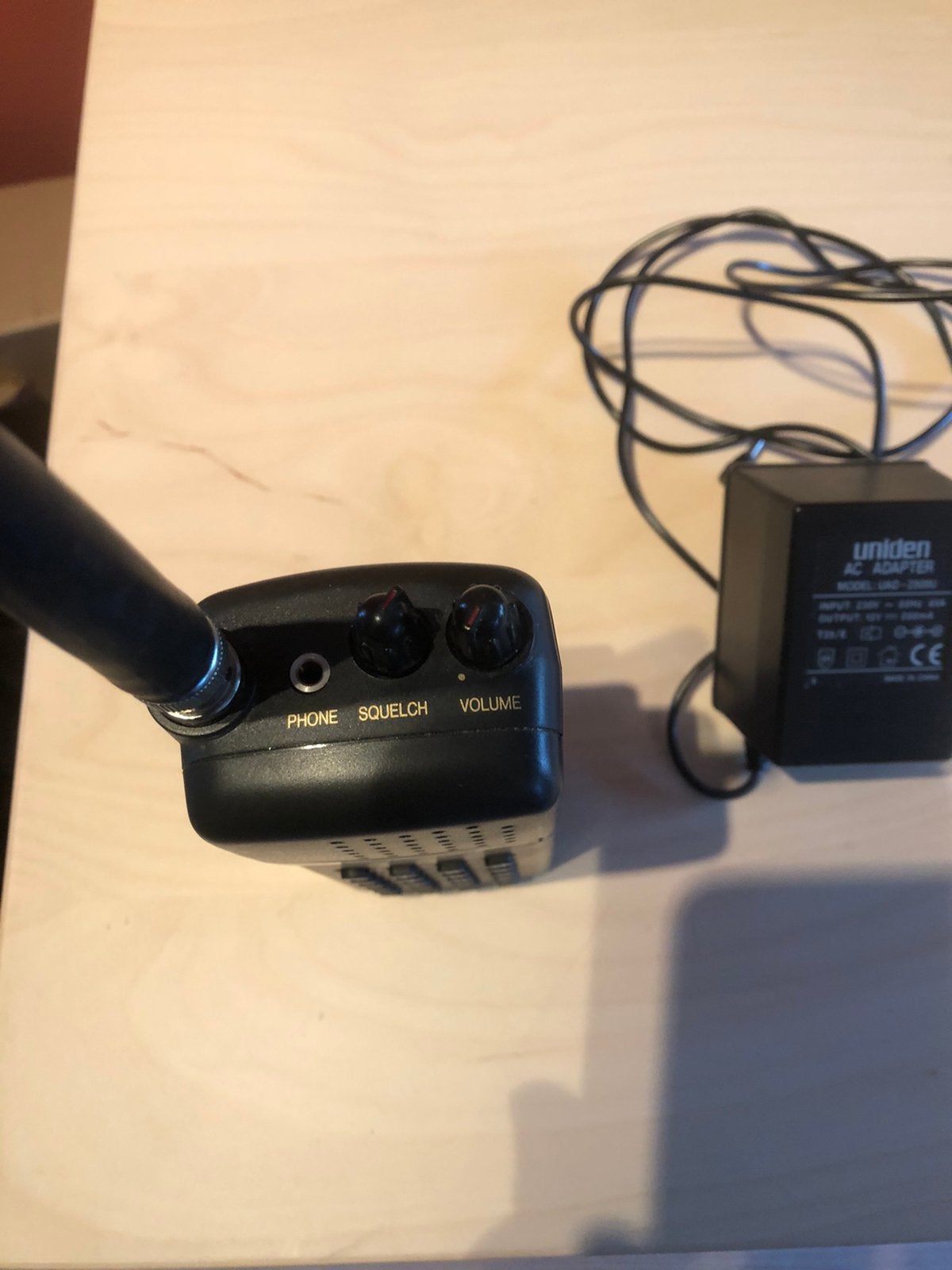 Tka Uniden bearcat scanner 220 XLT, 10 banden, 200 kanalen, Ophalen, Zo goed als nieuw, 30 tot 200 kanalen