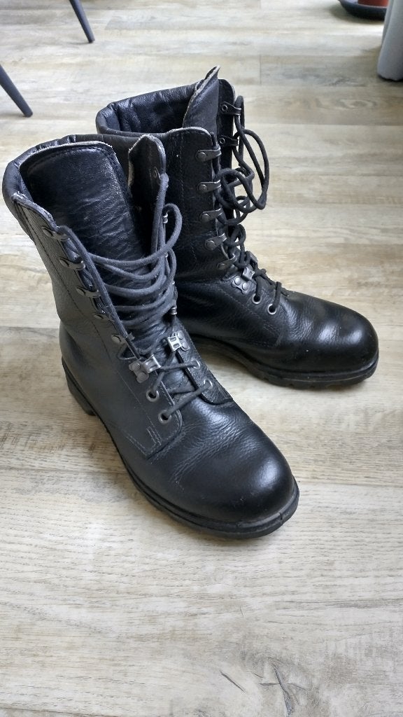 Laarzen - soldatenkisten - kistjes, Kleding | Heren, Schoenen, Ophalen of Verzenden, Zo goed als nieuw, Zwart, Boots