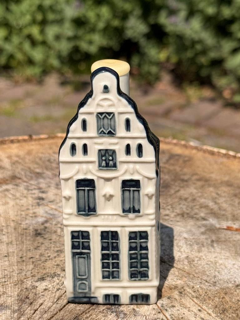 KLM huisje nummer 10 - Bols grachtenpandje, Verzamelen, KLM Huisjes, Ophalen of Verzenden, Zo goed als nieuw, 1 t/m 20, Gevuld