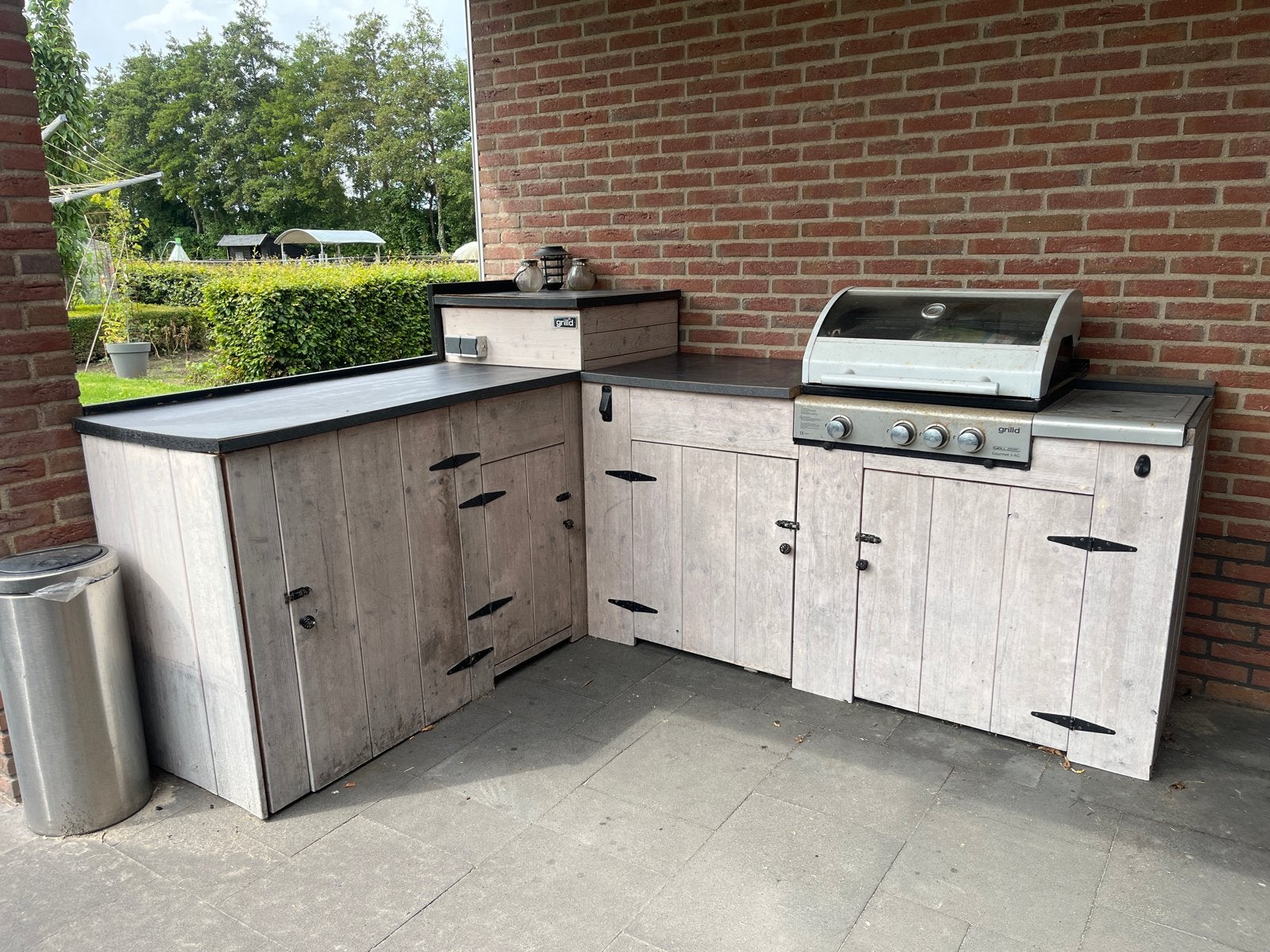 Buitenkeuken met barbecue en stopcontact, Tuin en Terras, Buitenkeukens, Ophalen, Gebruikt, Gas, Vrijstaand