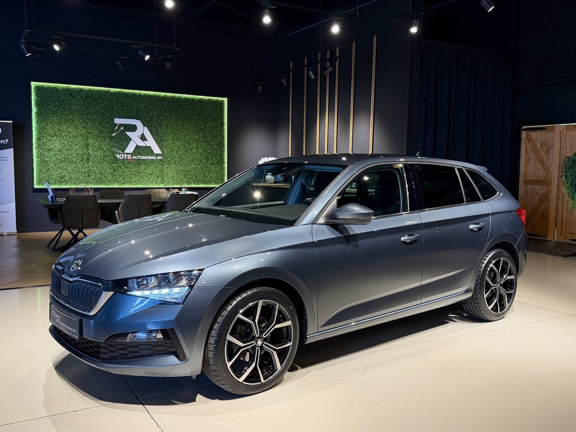 Skoda Scala 1.0 TSI DSG Ambition Navi|Carplay|LED|Stoelverw