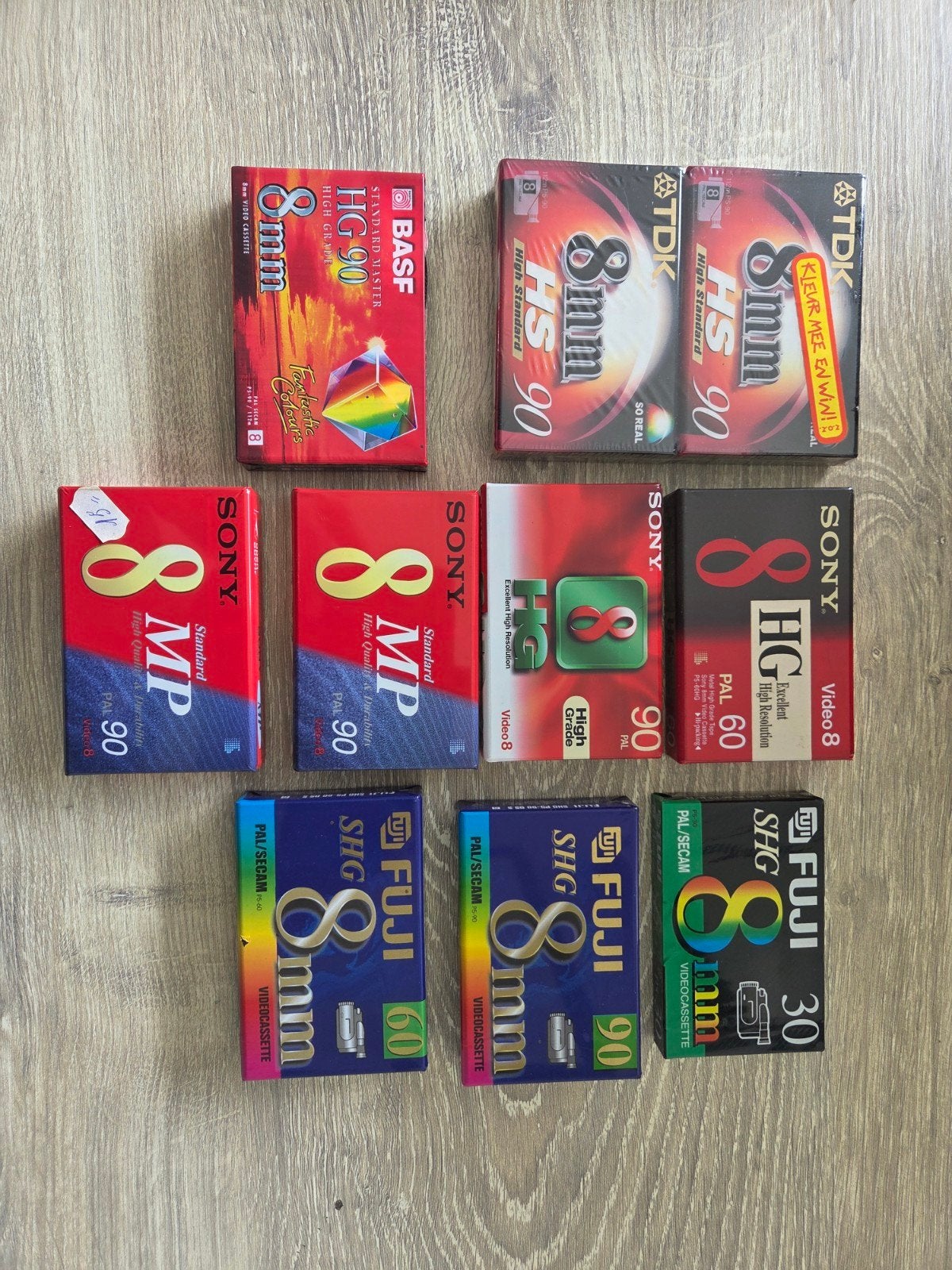 10 NIEUWE 8MM VIDEO 8 CASSETTES nog in de folie, Audio, Tv en Foto, Videocamera's Analoog, Ophalen of Verzenden, 8mm, (Video)band