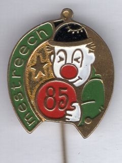Mestreech '85 Maastricht koper carnavals speldje ( Z_206), Ophalen of Verzenden, Zo goed als nieuw, Stad of Land, Speldje of Pin