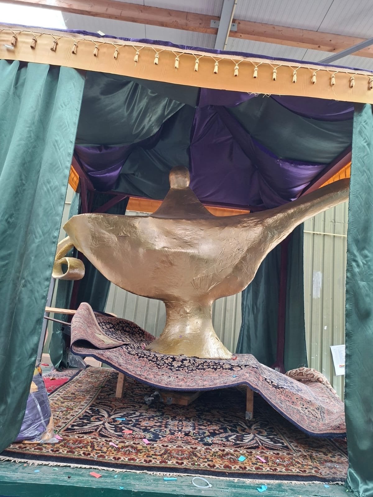 Aladdin / 1001 nacht decor carnavalswagen, Ophalen, Gebruikt, Versiering, Carnaval