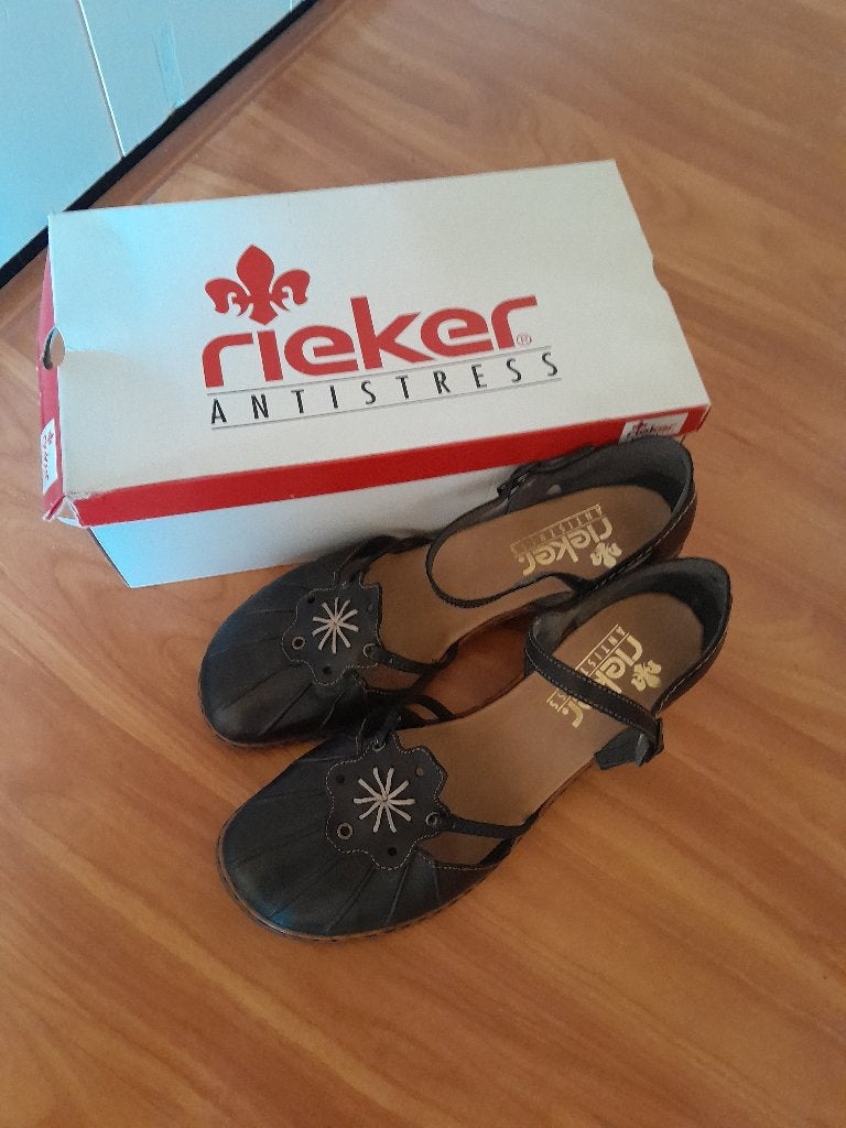 Damesschoenen, Ophalen, Schoenen met lage hakken, Zwart, Zo goed als nieuw