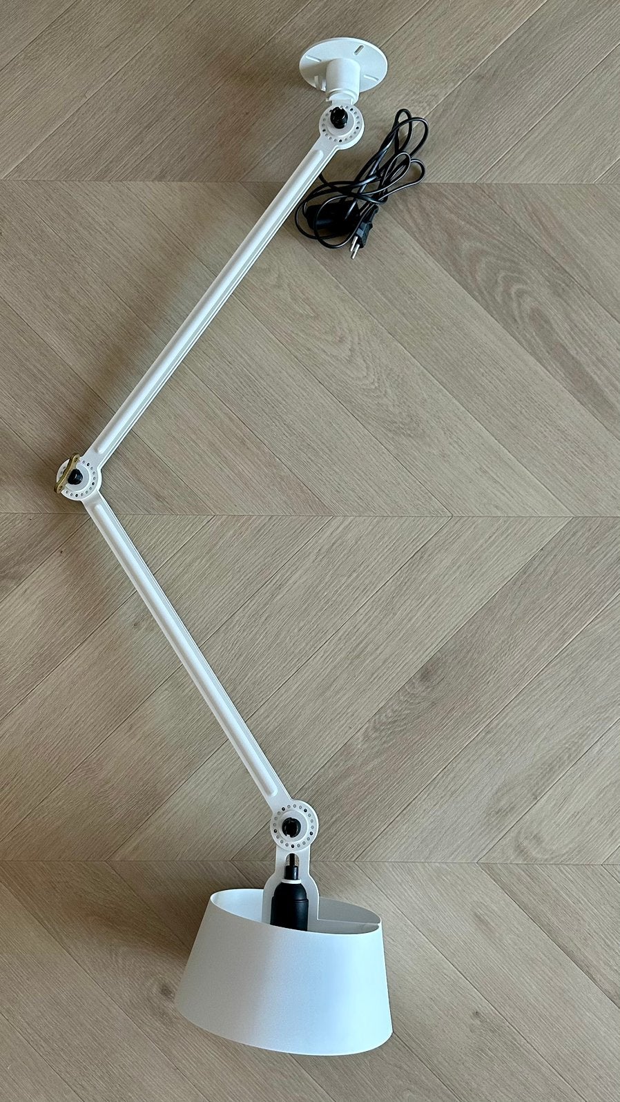 Tonone Bolt Ceiling 2 Arm Upperlift plafondlamp, Huis en Inrichting, Ophalen, Modern, E27 (groot), Zo goed als nieuw