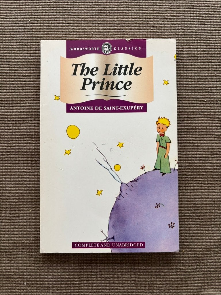 The little prince de kleine prins antoine de saint-exupéry!, Boeken, Fictie algemeen, Ophalen of Verzenden, Zo goed als nieuw