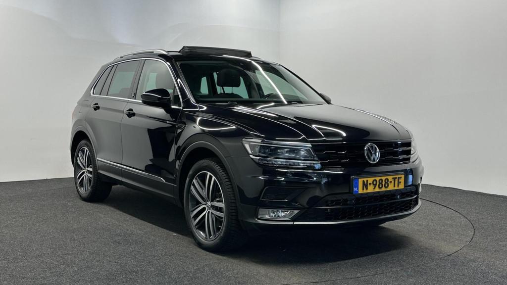 Volkswagen Tiguan 2.0 TSI 4Motion Sound TREKHAAK PANO CARPLA, Auto's, Volkswagen, Automaat, Stof, Gebruikt, Euro 6