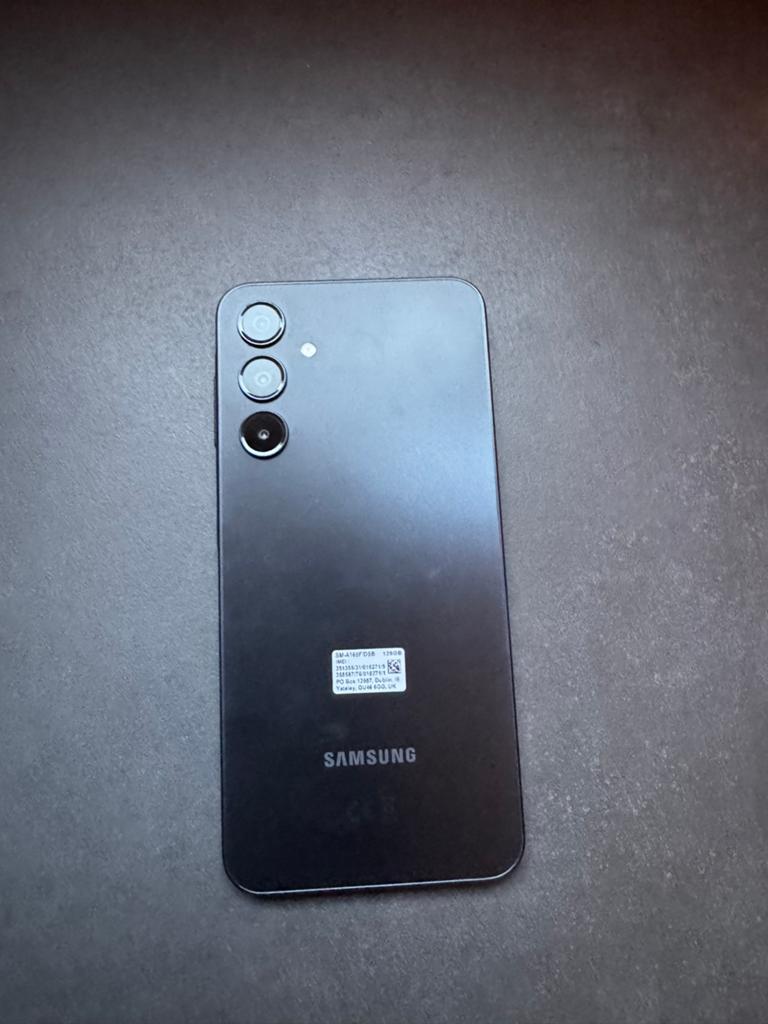 Samsung Galaxy A16 128GB Zwart -  nieuw, Overige modellen, Ophalen of Verzenden, Zo goed als nieuw, Zonder simlock