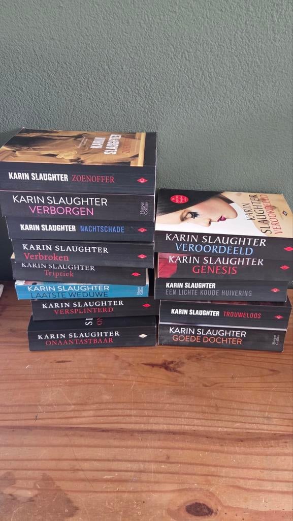 Karin Slaughter Boekenpakket - 13 Thrillers, Ophalen of Verzenden, Gelezen, Karin Slaughter, Nederland