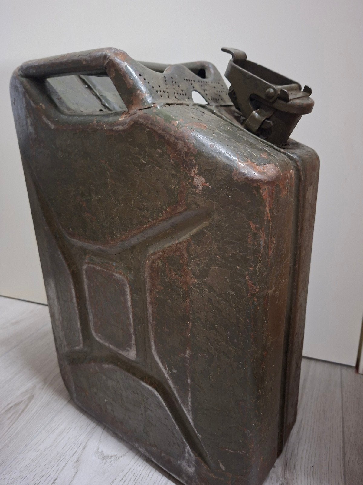 Militaire jerrycan met de tekst WATER, Ophalen of Verzenden, Landmacht, Nederland