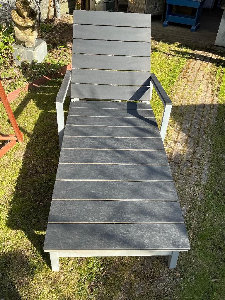 Zonneligbed + Kussen, Tuin en Terras, Ligbedden, Gebruikt, Aluminium, Inklapbaar, Verstelbaar, Verrijdbaar, Ophalen