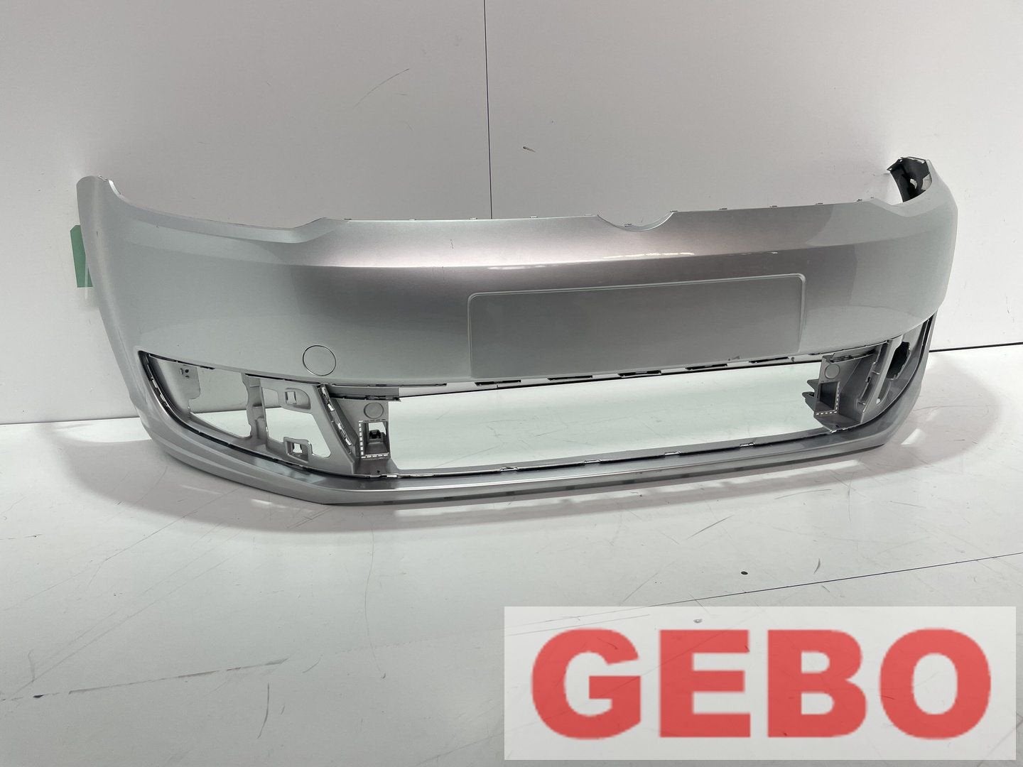 Volkswagen Caddy 2010/2015 voorbumper bumper LA7W, -, -, Nieuw, Ophalen of Verzenden