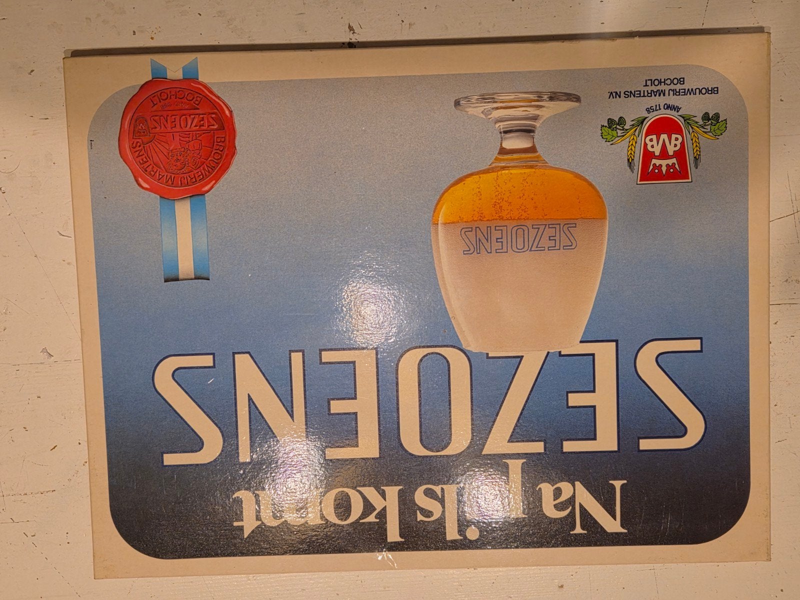 Reclameplaat Na Pils komt Sezoens Brouwerij Martens Bocholt, Verzenden, Zo goed als nieuw, Reclamebord, Plaat of Schild, Overige merken