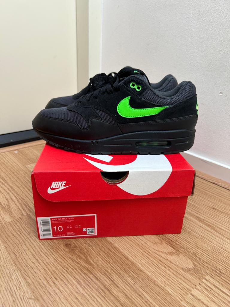 Nike Air Max 1 Green Strike - Maat 44, Ophalen of Verzenden, Gedragen, Sneakers of Gympen