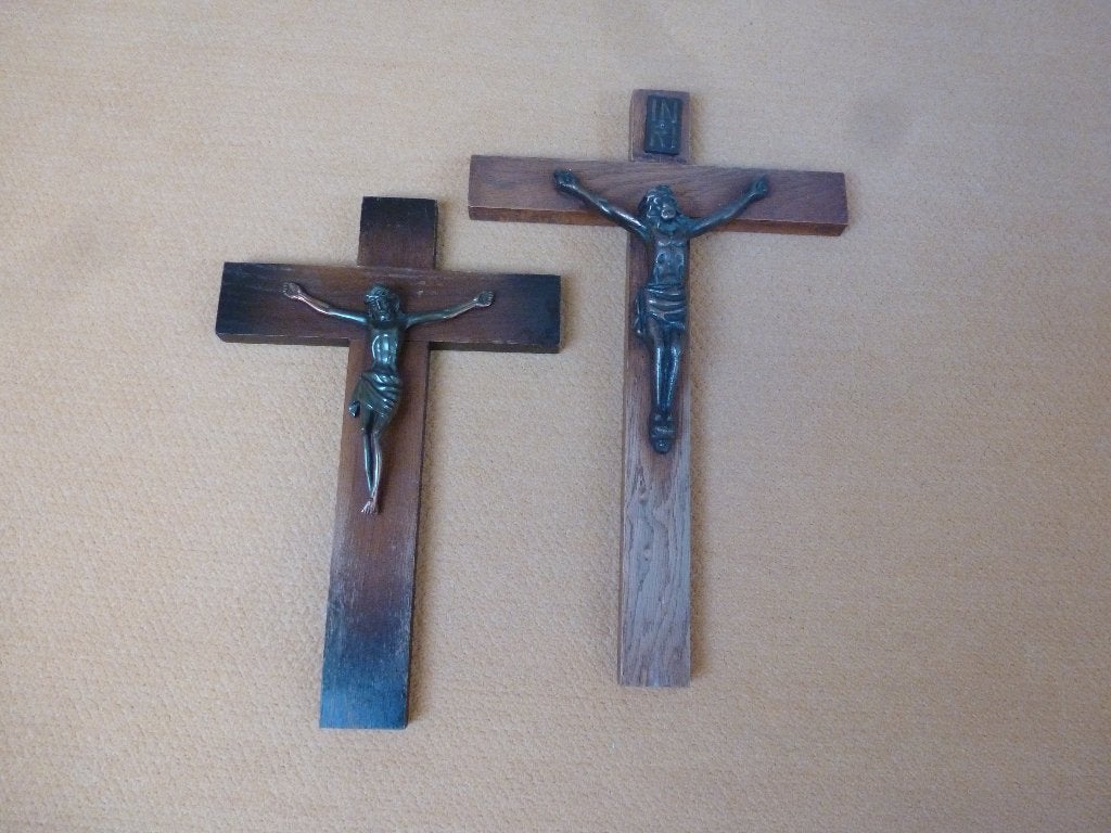 Religieuze Kruis beelden oud en houten kruisbeelden, Ophalen of Verzenden