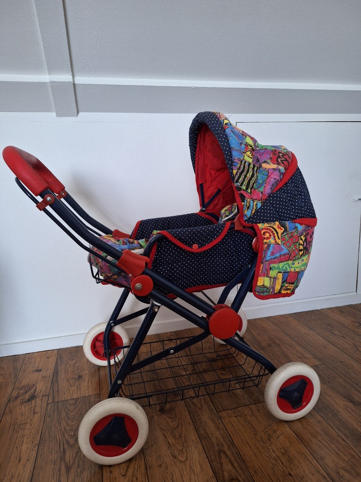 Gratis afhalen: Retro poppenwagen met slaapzak, Kinderen en Baby's, Speelgoed | Poppen, Ophalen, Gebruikt, Overige typen