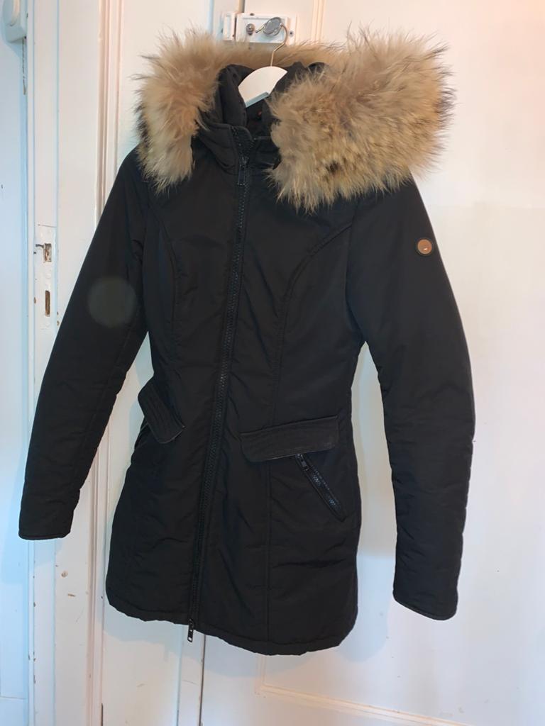 Prachtige Frocella jas met echte bontkraag. Maat S/M, Kleding | Dames, Jassen | Winter, Ophalen of Verzenden, Zo goed als nieuw