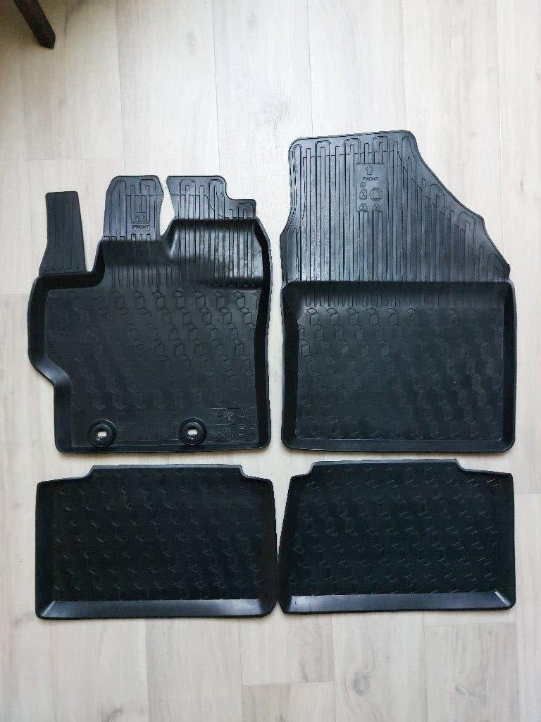 Toyota Yaris originele rubber matten 2020 tot heden, Ophalen of Verzenden, Zo goed als nieuw