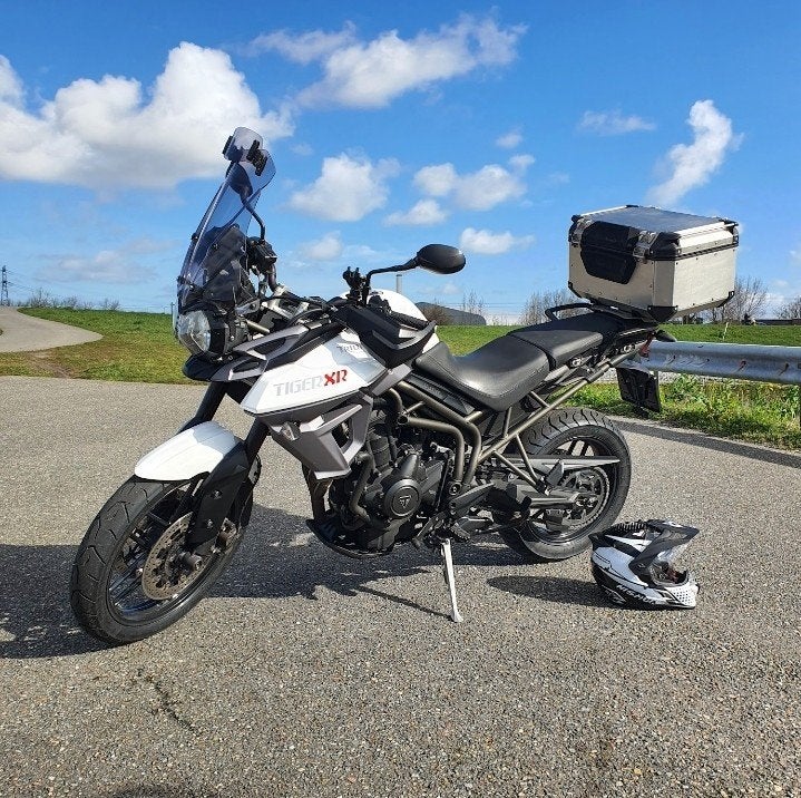 Triumph Tiger XRx - Avontuurlijke Toermotor, Motoren, 888 cc, Motorrijbewijs A, Gebruikt, 3 cilinders
