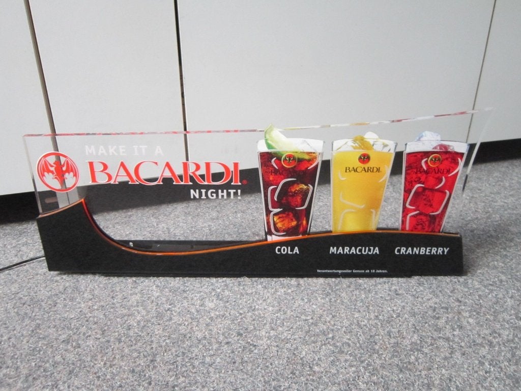 BACARDI LED LICHTRECLAME, Ophalen, Zo goed als nieuw, Lichtbak of (neon) lamp