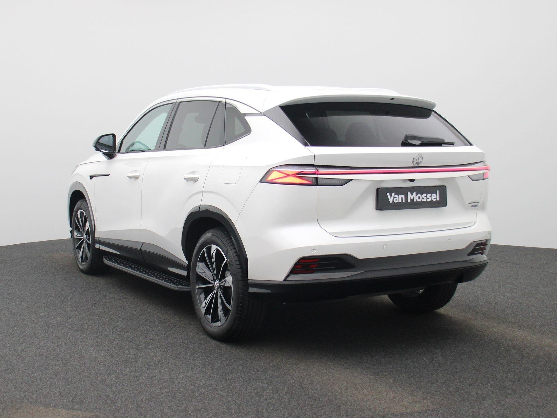 MG HS PHEV 1.5 272pk Aut. Luxury | Navi | Leder | 360 Camera, Stof, Gebruikt, 4 cilinders, Plug-in hybride