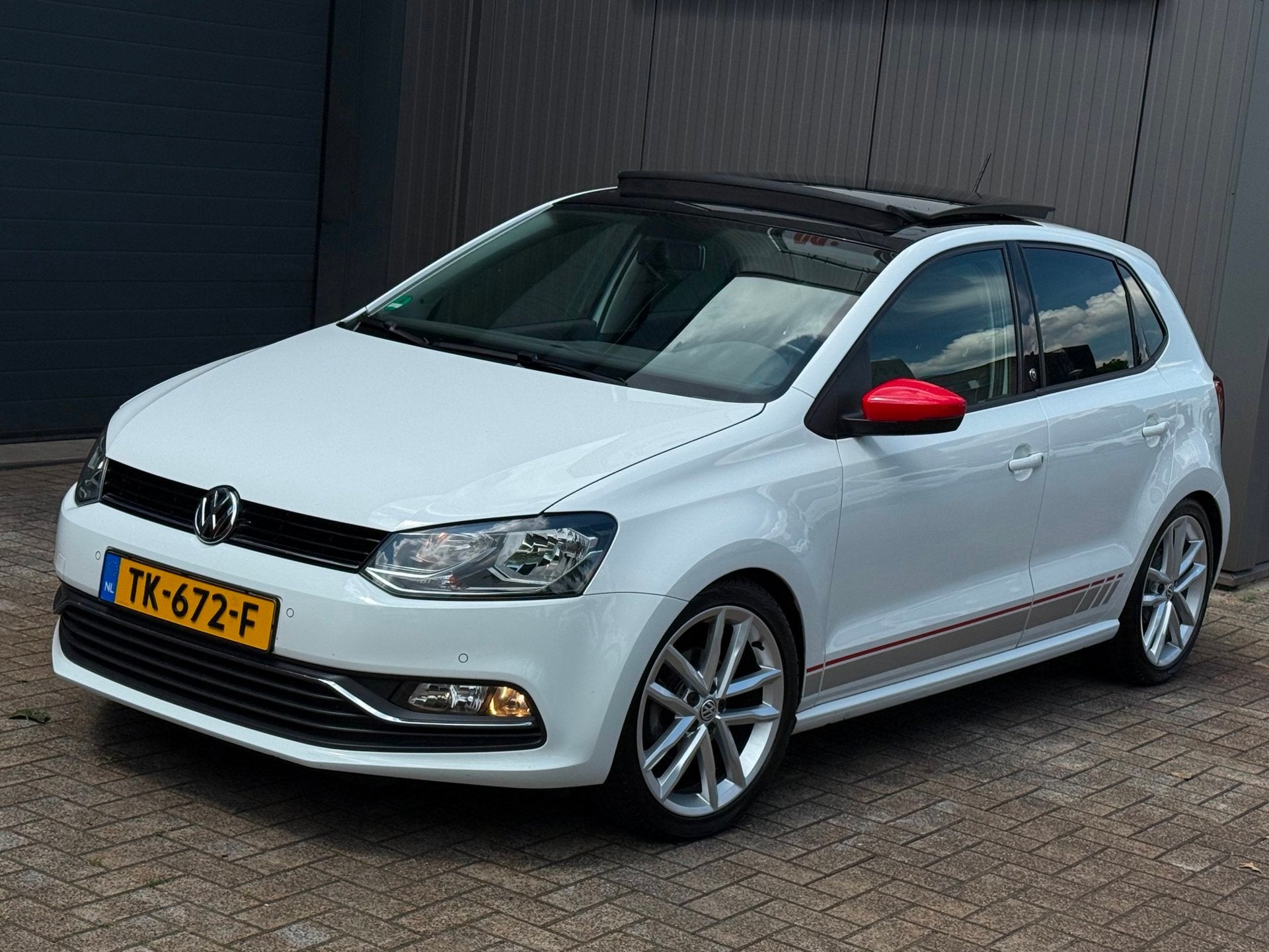 Volkswagen Polo 1.0 Comfortline | Beats by Dre | Schuifdak, Voorwielaandrijving, Navigatiesysteem, Wit, Bedrijf