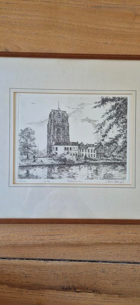Ets van de Sint-Janskerk in Gouda, gesigneerd en genummerd, Antiek en Kunst, Ingelijst, Stadsgezicht, Ophalen of Verzenden, 1950 - 1999