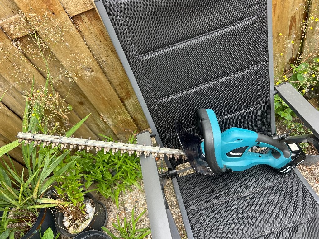 Makita DUH523 Accu Heggenschaar met lader, Ophalen, Gebruikt, Accu, Makita