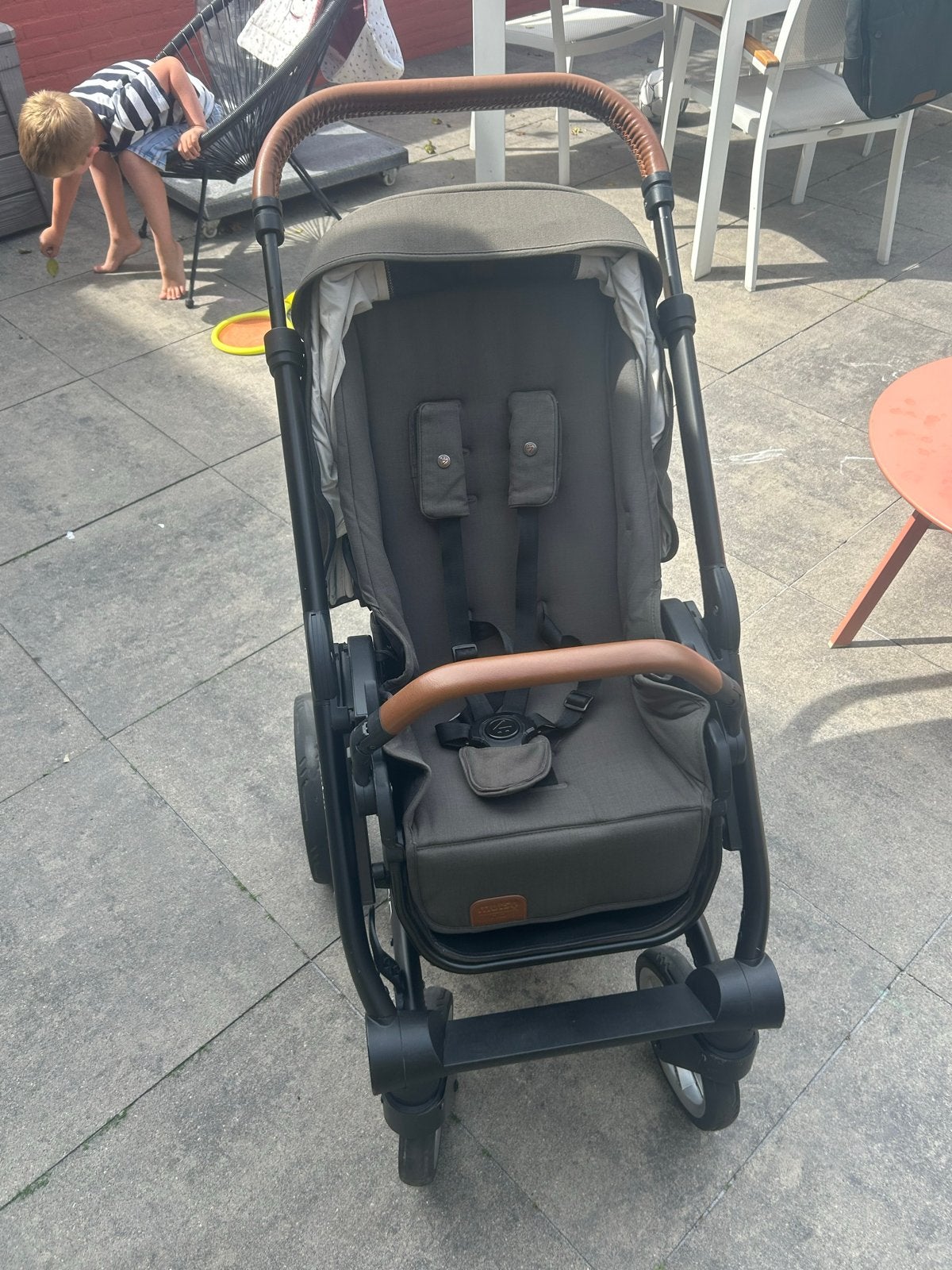 Mutsy Nio Kinderwagen Groen met Badstof Inleg, Kinderen en Baby's, Kinderwagens en Combinaties, Gebruikt, Met reiswieg, Mutsy