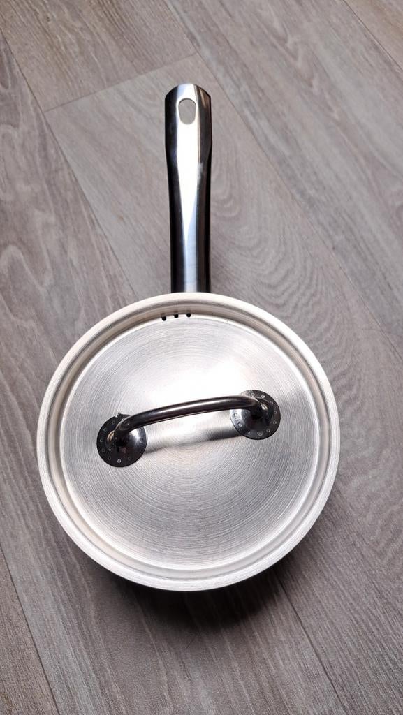 Sola steelpannetje., Ophalen of Verzenden, Rvs, Pot, Bus of Blik