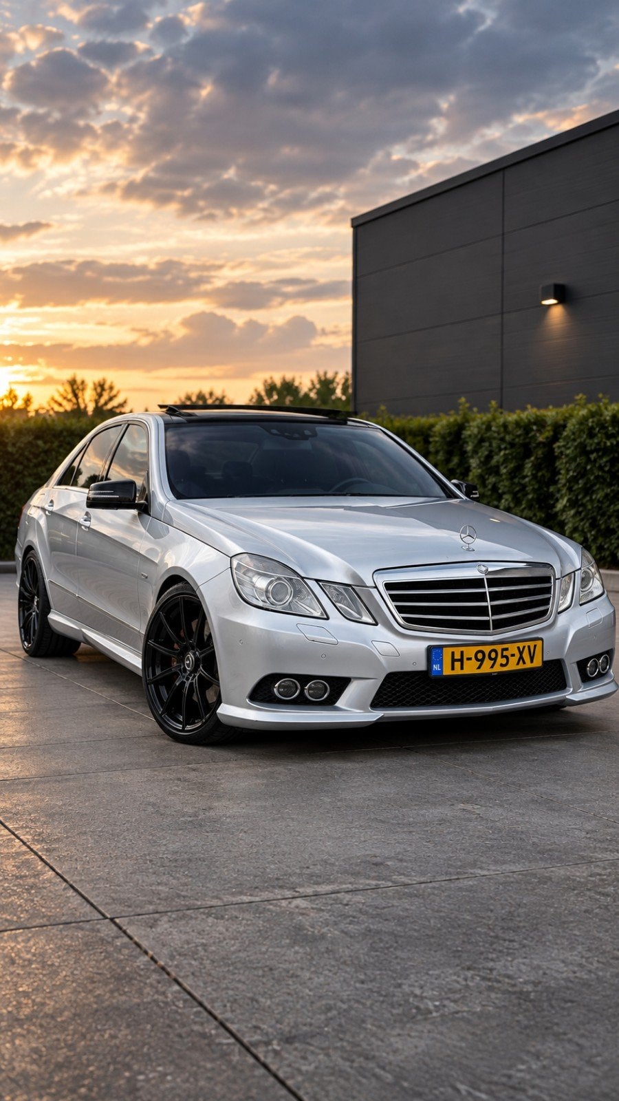 Mercedes E500 420PK!, Auto's, Automaat, Achterwielaandrijving, 4 stoelen, Leder