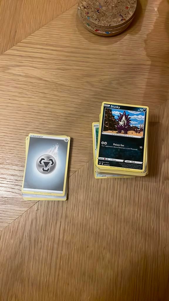Pokemon - 170 kaarten (normaal), Ophalen of Verzenden, Zo goed als nieuw, Meerdere kaarten