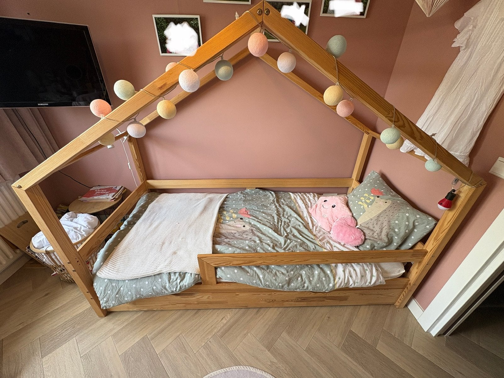 Huisbed met uitschuifbaar logeerbed, Ophalen, Gebruikt, 90 cm, 200 cm