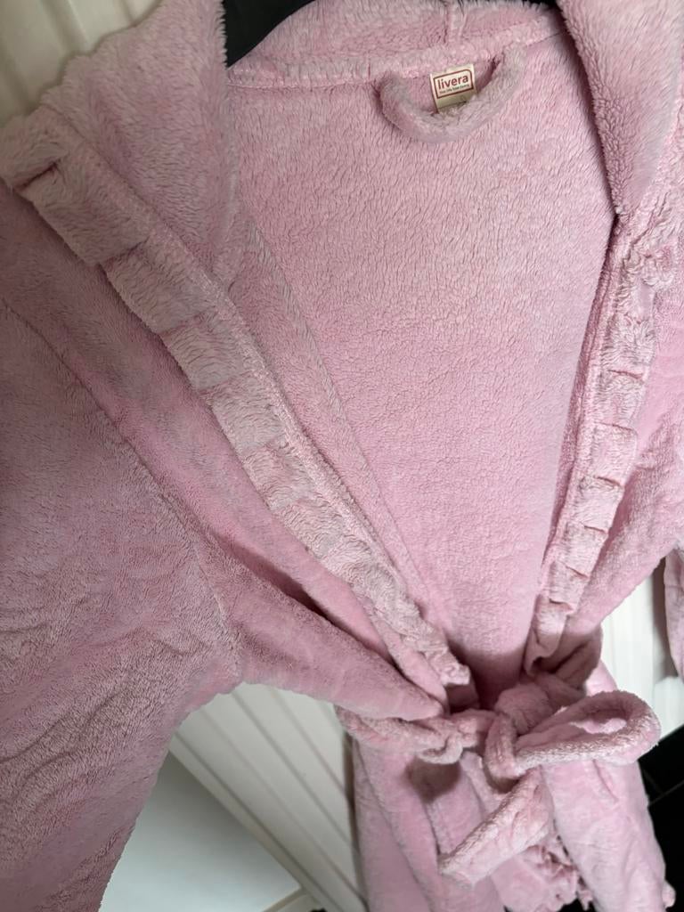 Roze badjas met ruches - Livera, Kleding | Dames, Ophalen of Verzenden, Zo goed als nieuw