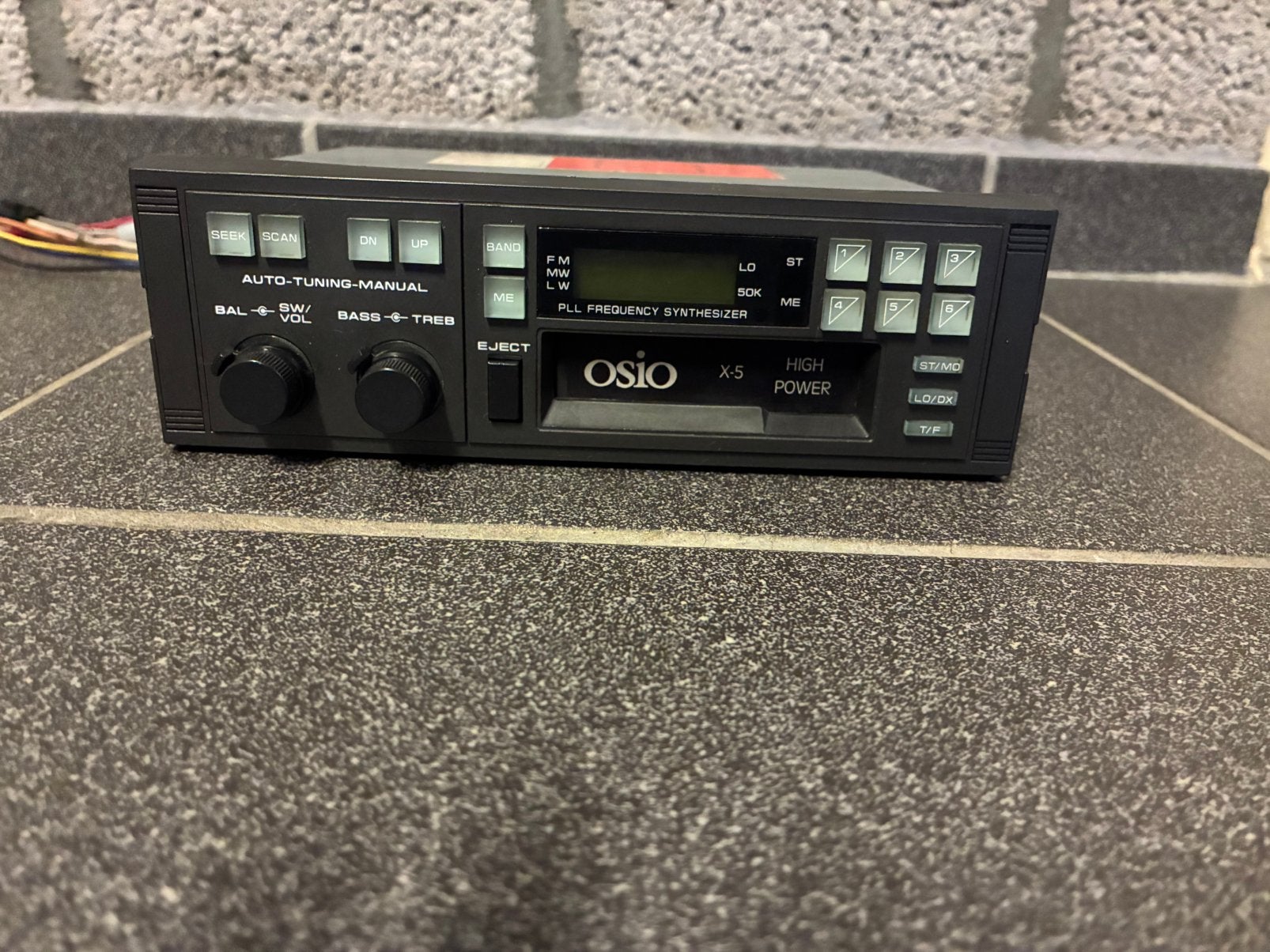 Osio X-5 autoradio met ingebouwde cassettespeler, Auto diversen, Autoradio's, Ophalen of Verzenden, Gebruikt