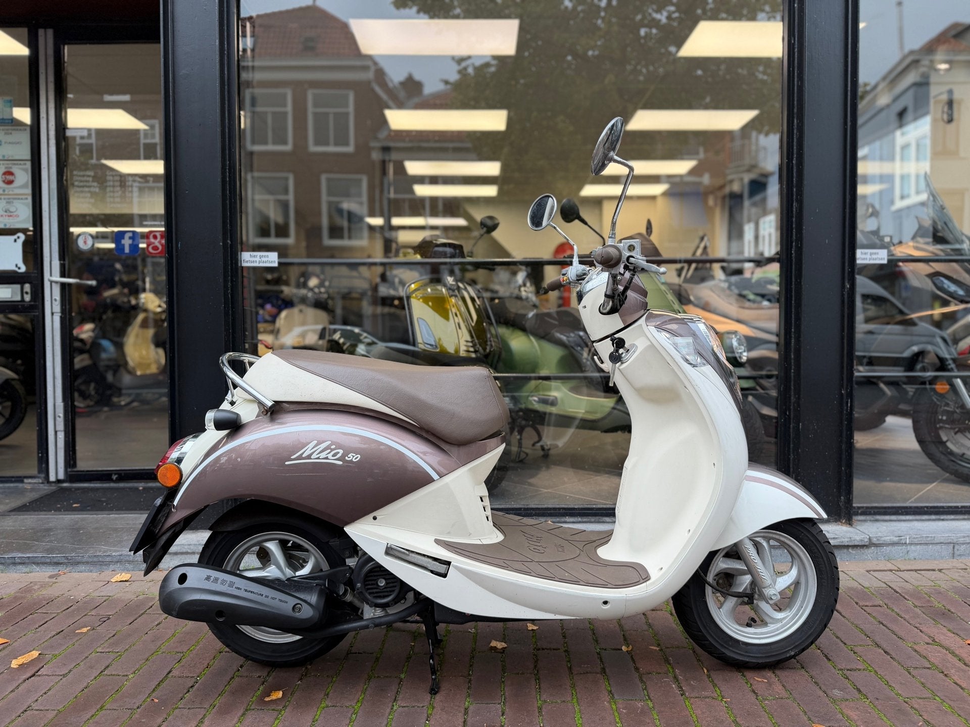 SYM Snorscooter Mio 50 25km snorfiets - 52km -Z.G.A.N. - GAR, Fietsen en Brommers, Gebruikt, SYM, Benzine