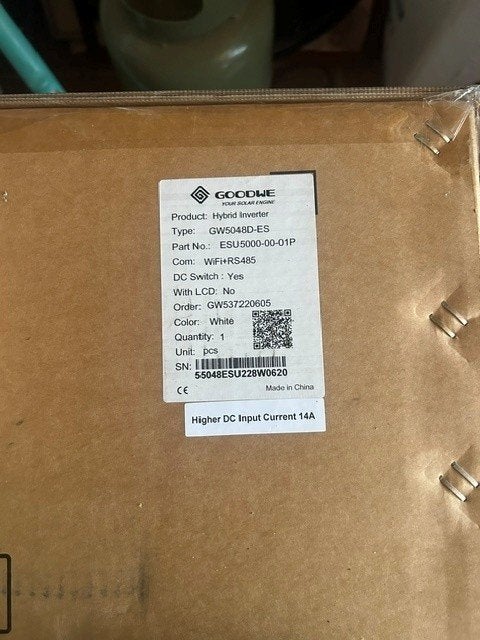 omvormer+batterij, Ophalen of Verzenden, Nieuw, Overige typen, 200 wattpiek of meer