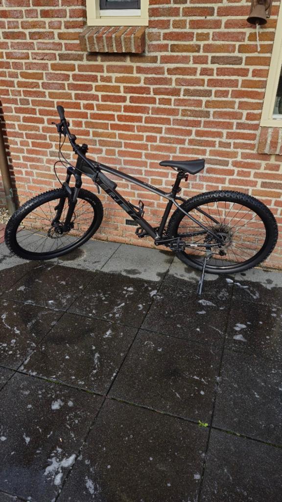 Trek marlin 6 gen 3 maat L, Fietsen en Brommers, Fietsen | Mountainbikes en ATB, Heren, Ophalen of Verzenden, Zo goed als nieuw