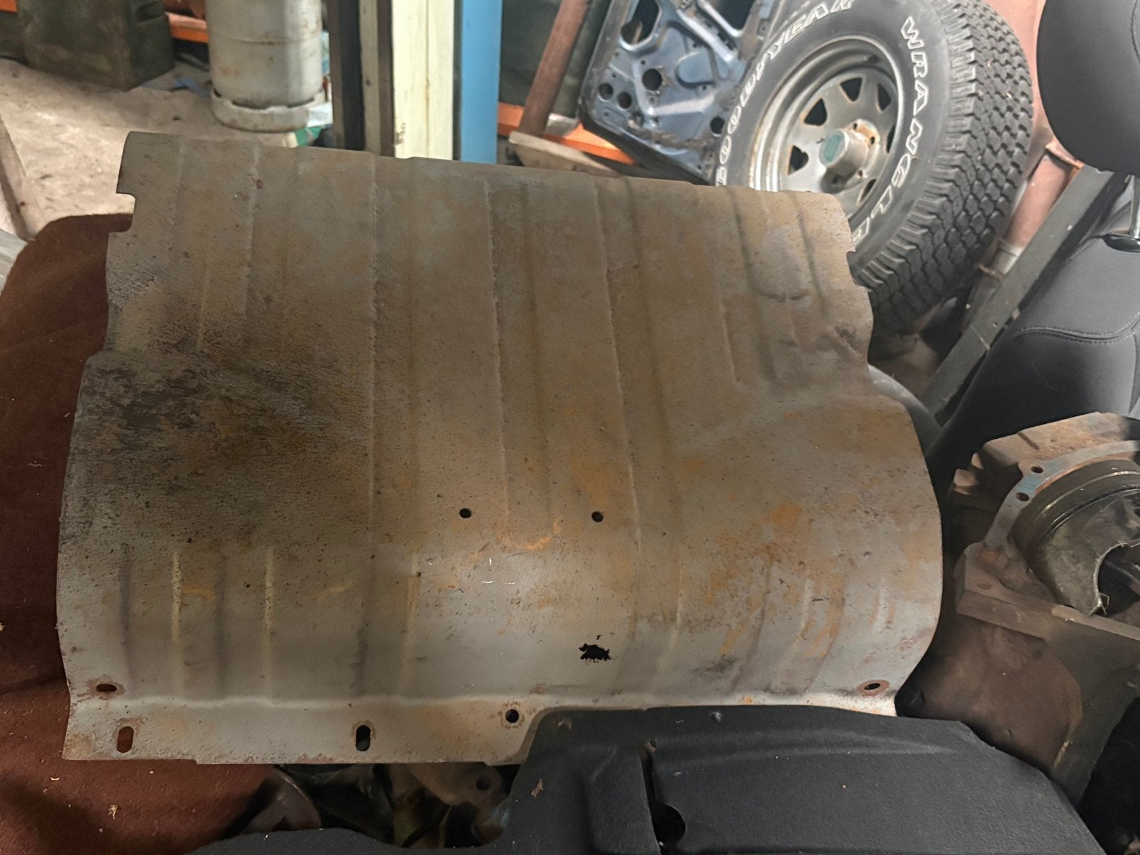 Jeep CJ benzinetank houder, Auto-onderdelen, Gebruikt, Jeep, Jeep, Jeep