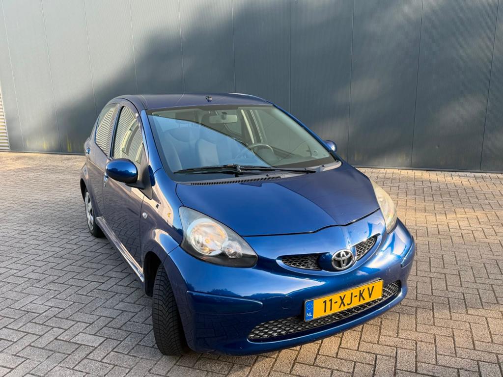 Toyota Aygo 1.0/Airco/NAP/APK/5drs/181.000 kilom/Stuurbekrac, Bedrijf, Te koop